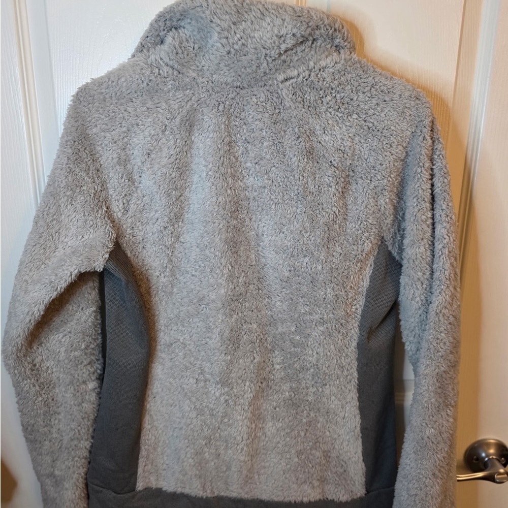 The North Face Furry Fleece Two Toned Gray Full Zip Jacket Small Petite - Picture 5 of 6